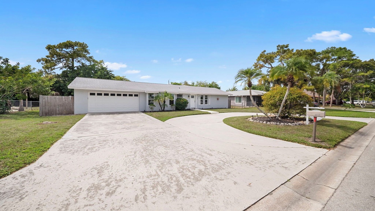 Photo of Outdoor in Palm River Estates