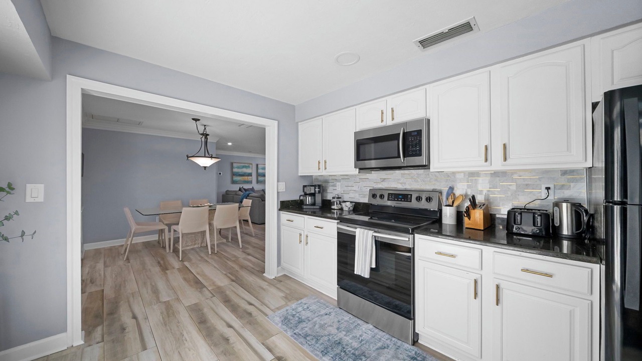 Photo of Kitchen in Palm River Estates