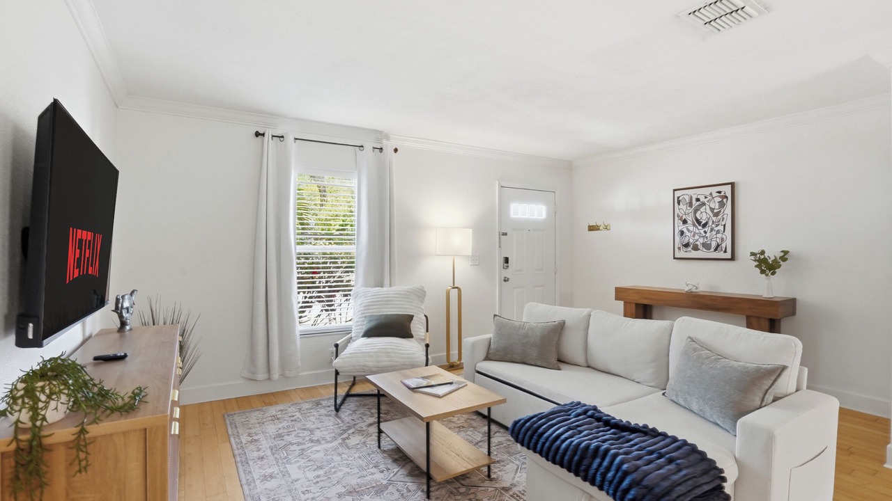 Photo of Livingroom in SoHo