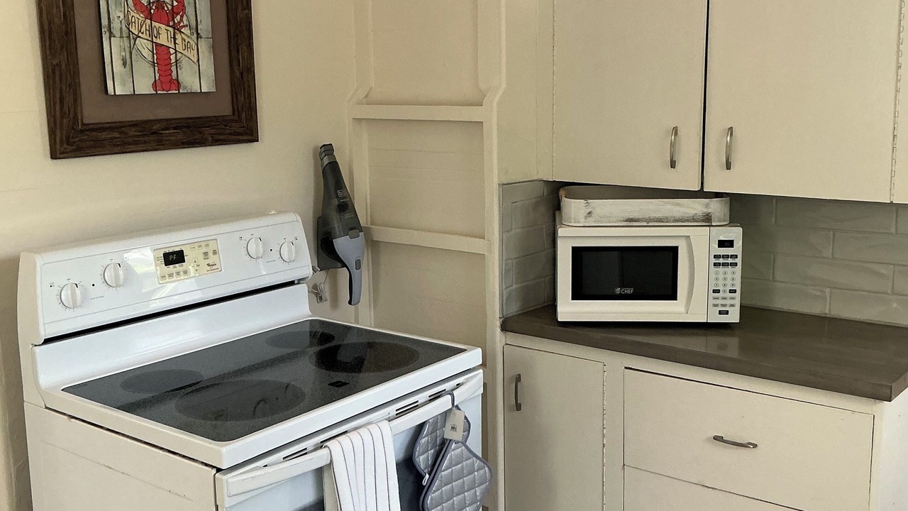 Photo of Kitchen in Rainbow Groves