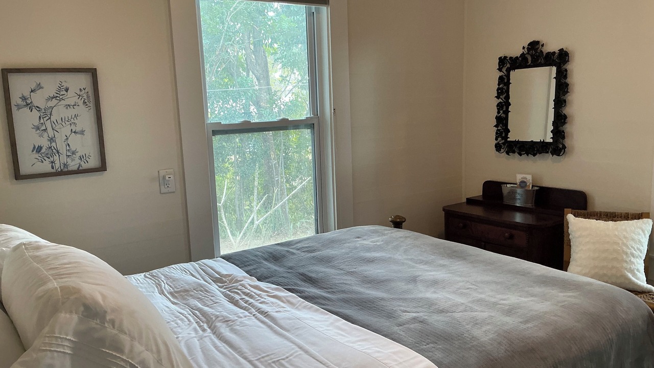 Photo of Bedroom in Rainbow Groves