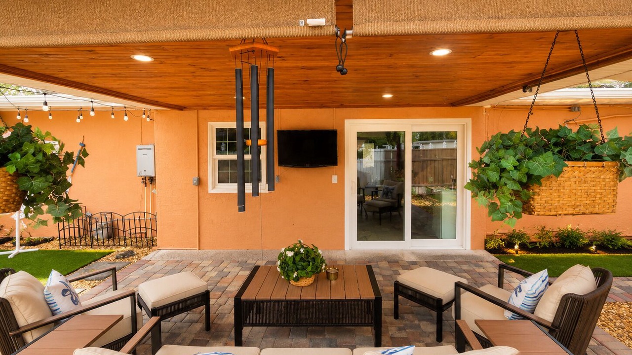 Photo of Patio Balcony in Bayshore Gardens