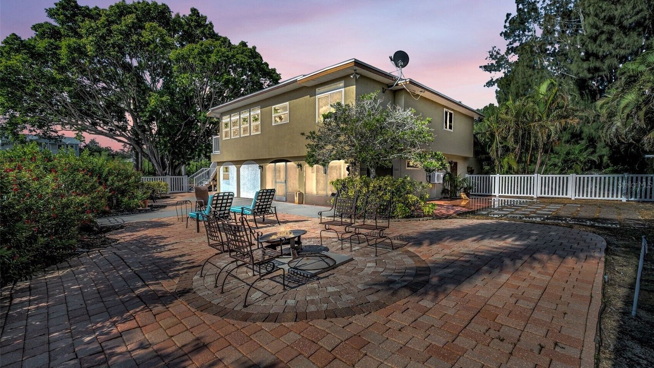 Photo of Patio Balcony in Crystal Beach