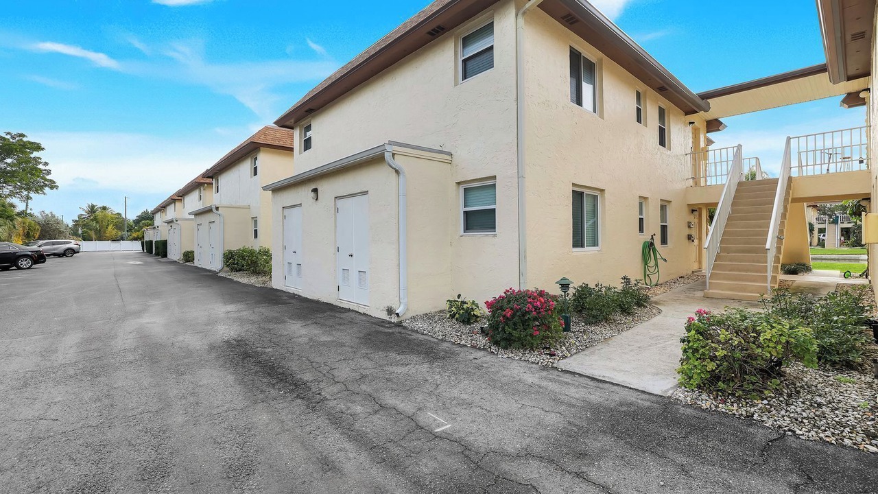 Photo of Outdoor in Naples