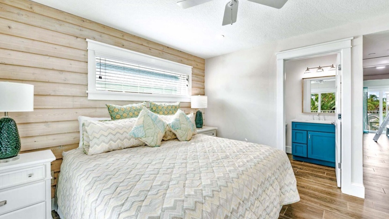 Photo of Bedroom in Siesta Key Village