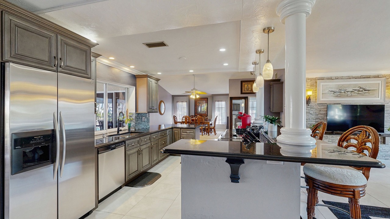 Photo of Kitchen in Lochmoor Waterway Estates