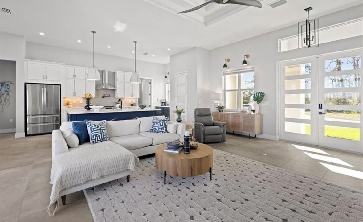 Photo of Livingroom in Rotonda Sands