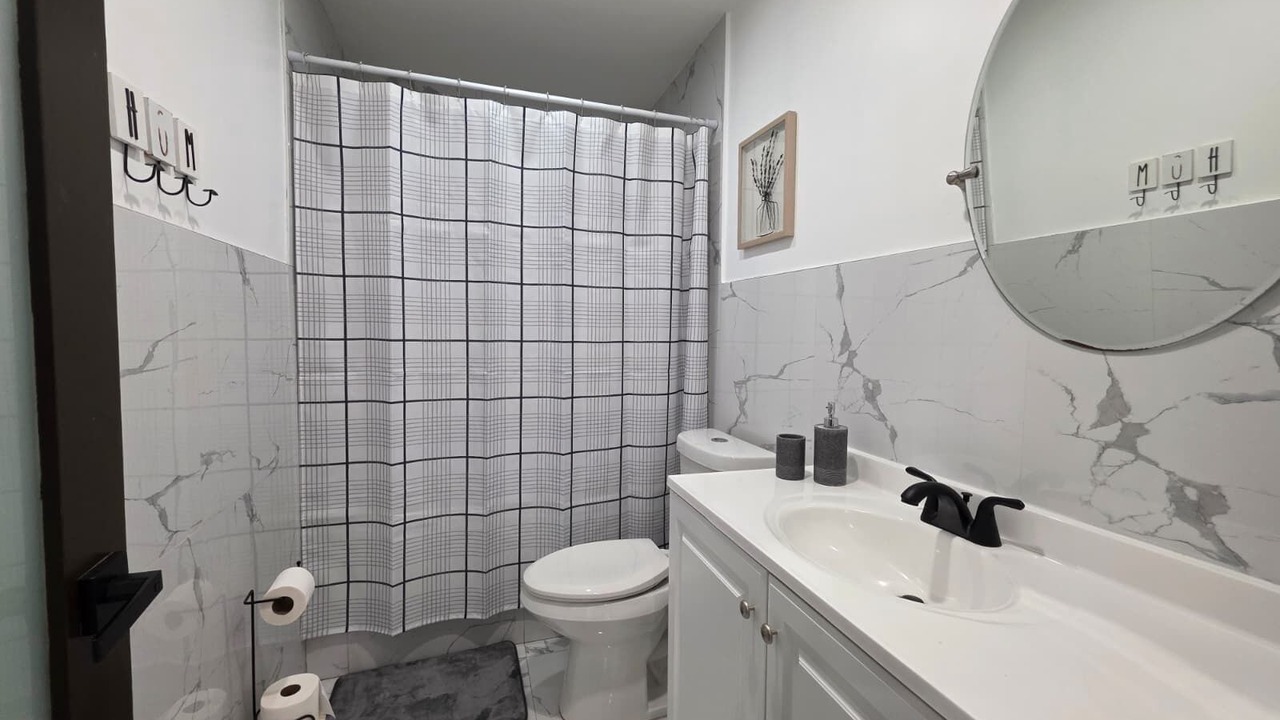 Photo of Bathroom in Driftwood
