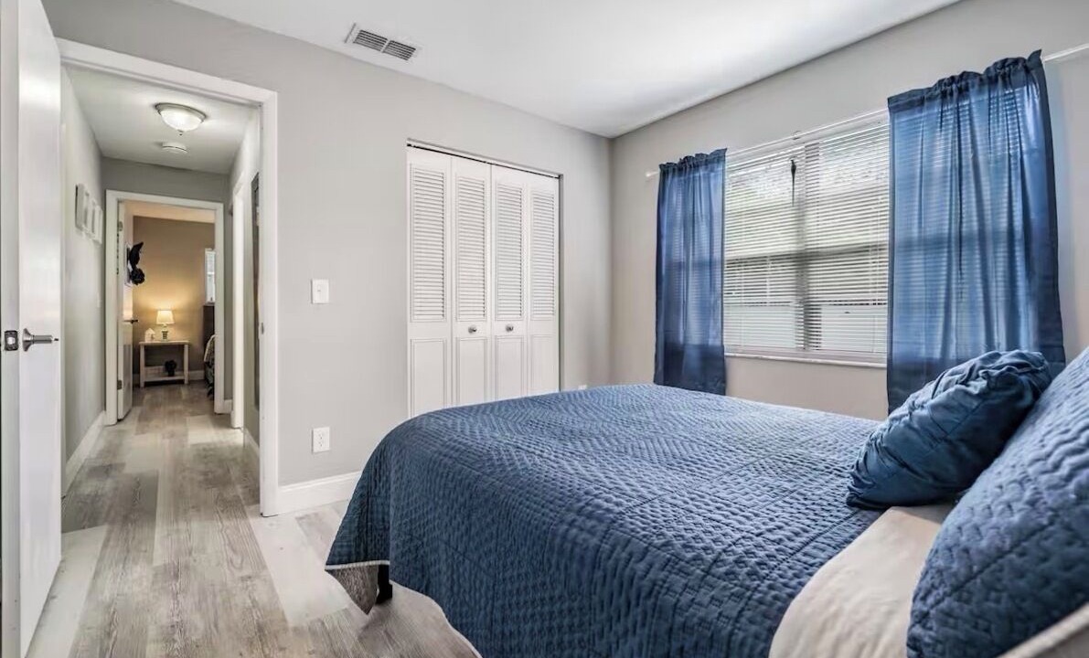 Photo of Bedroom in Oldsmar