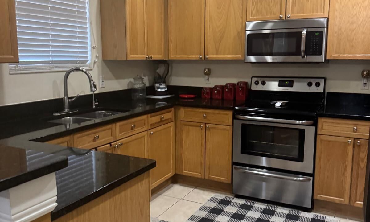 Photo of Kitchen in Lehigh Acres