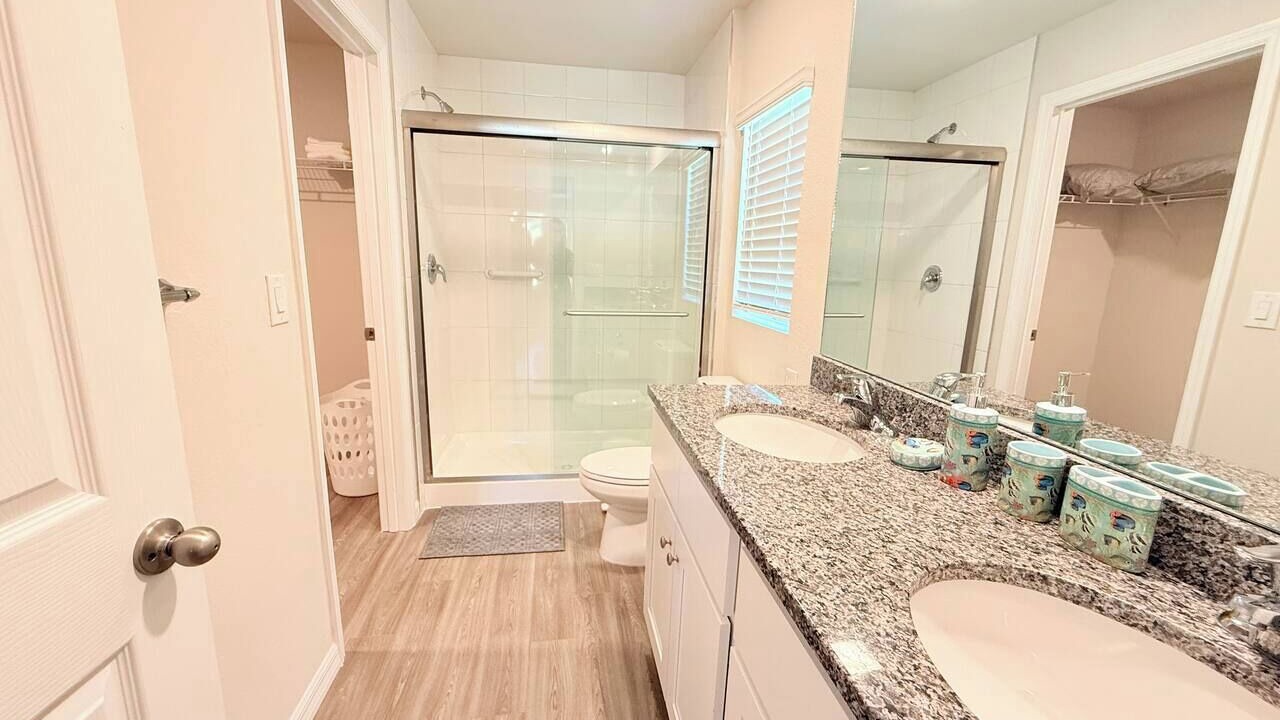 Photo of Bathroom in Harris