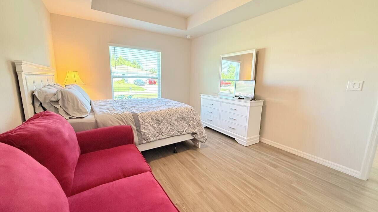 Photo of Bedroom in Harris