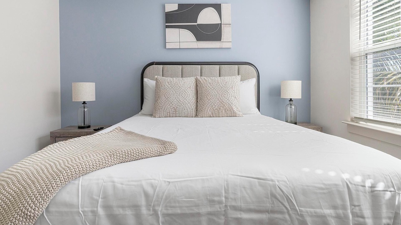 Photo of Bedroom in West 1st Street