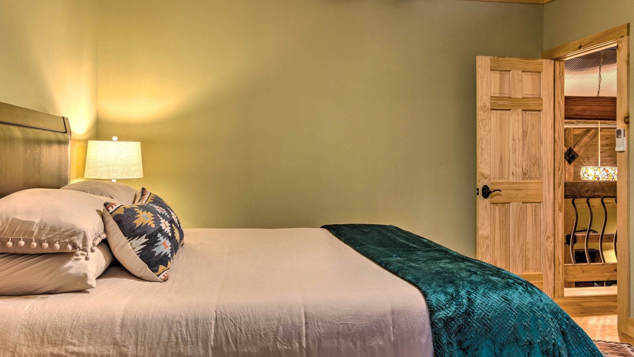 Photo of Bedroom in Skyland