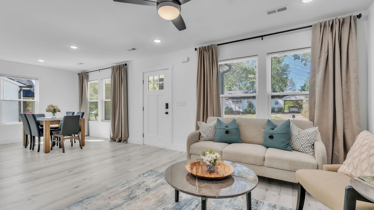 Photo of Livingroom in Drayton
