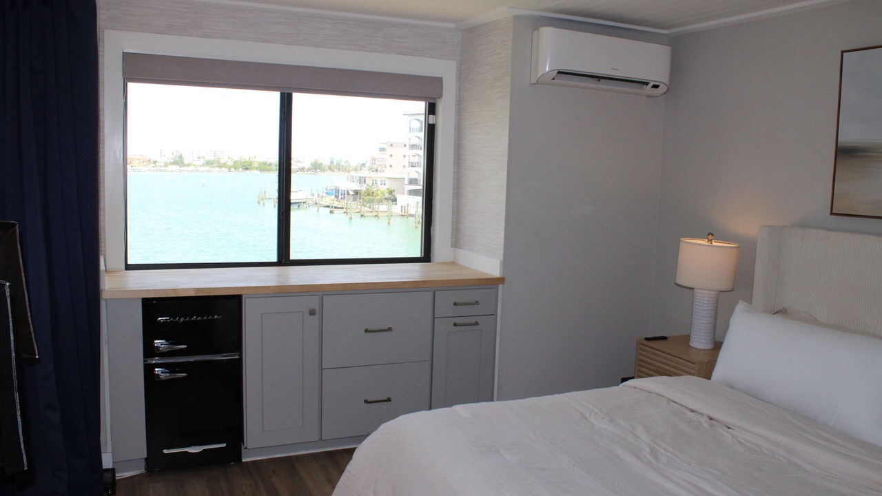 Photo of Bedroom in Island Estate