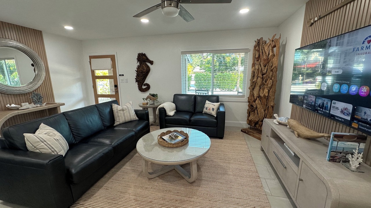 Photo of Livingroom in Arlington Park