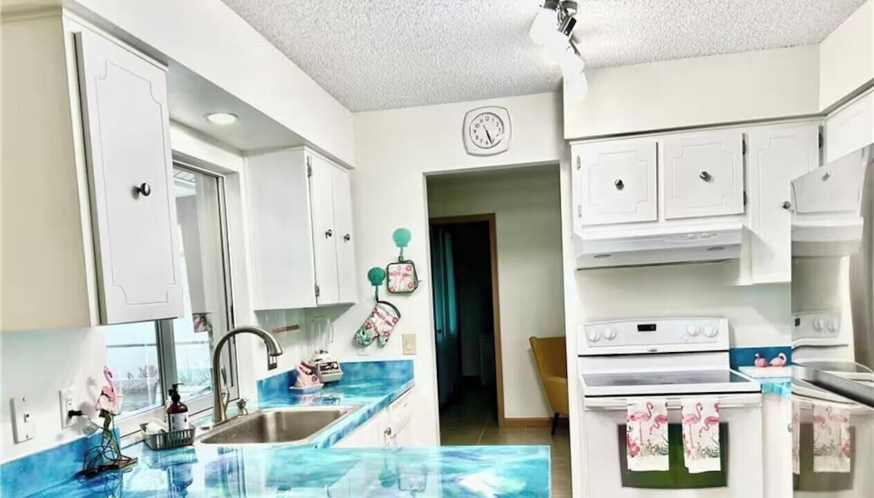Photo of Kitchen in Lochmoor Waterway Estates