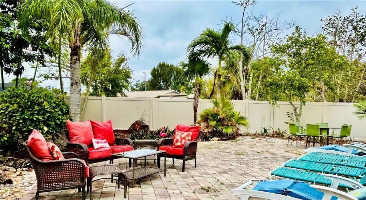 Photo of Patio Balcony in Lochmoor Waterway Estates