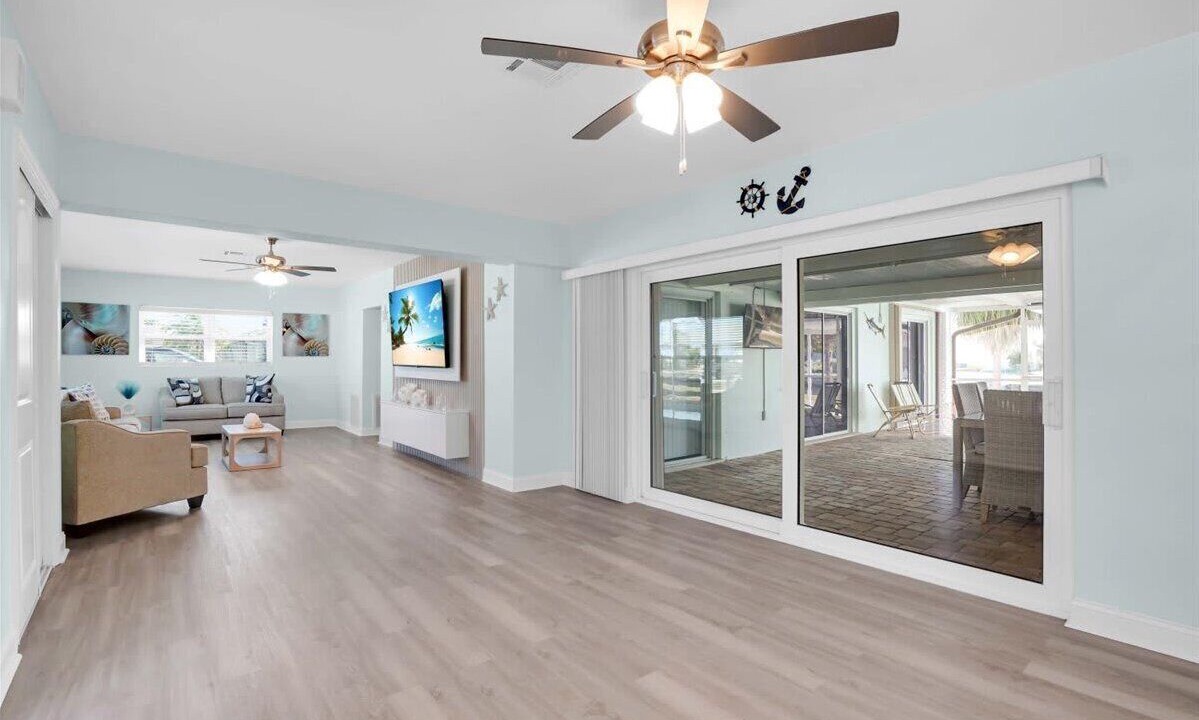 Photo of Bedroom in Edgewater
