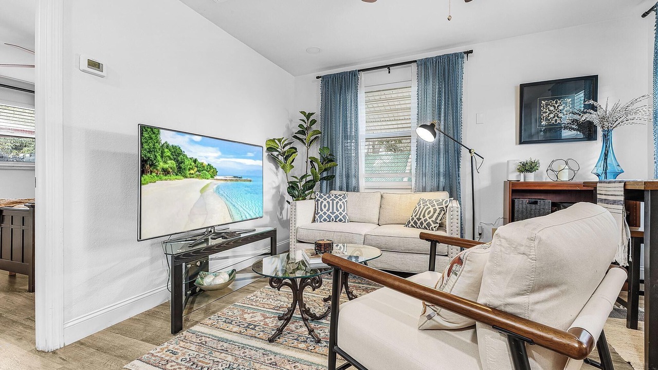 Photo of Livingroom in Bonita Springs