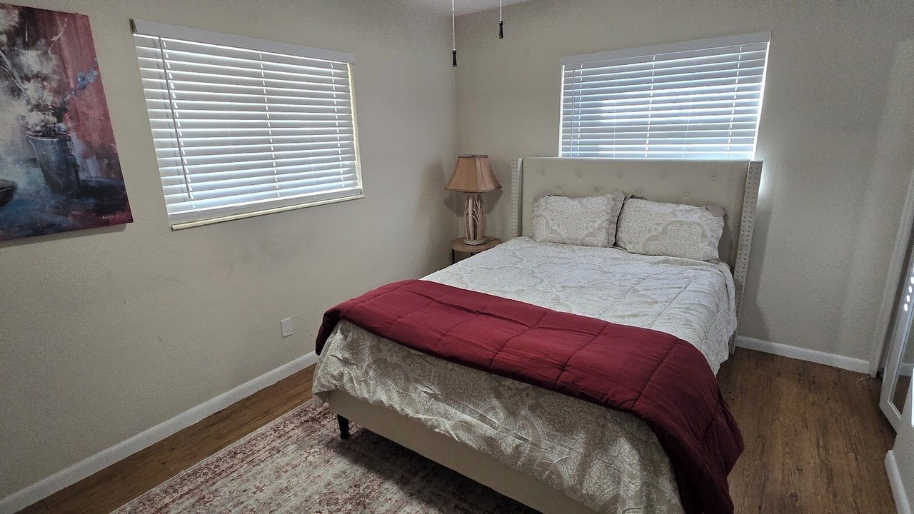 Photo of Bedroom in Pinellas Point