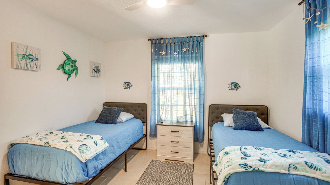 Photo of Bedroom in Gulf Cove