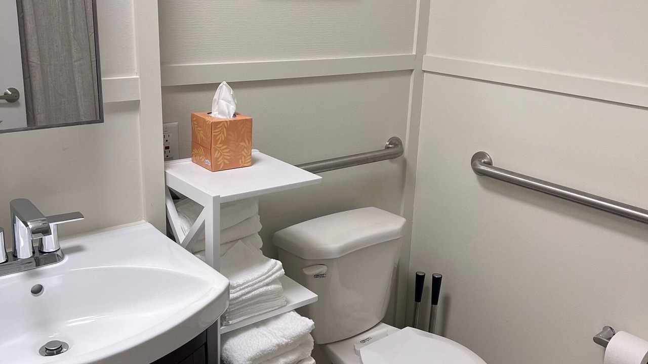 Photo of Bathroom in Suncoast Estates