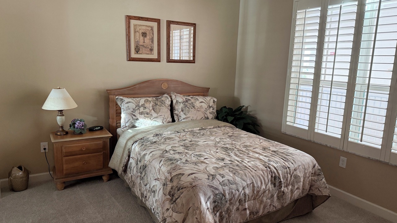 Photo of Bedroom in Vanderbilt Beach