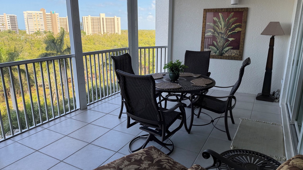Photo of Outdoor in Vanderbilt Beach