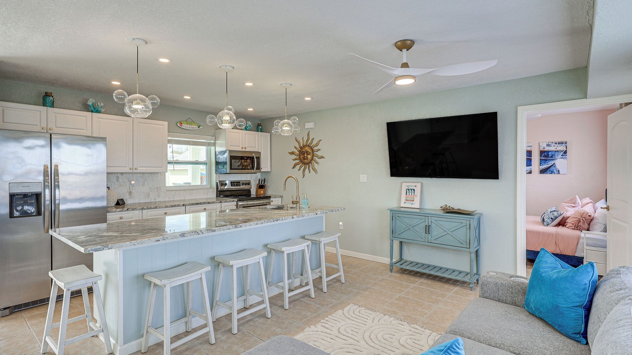 Photo of Livingroom in Edgewater