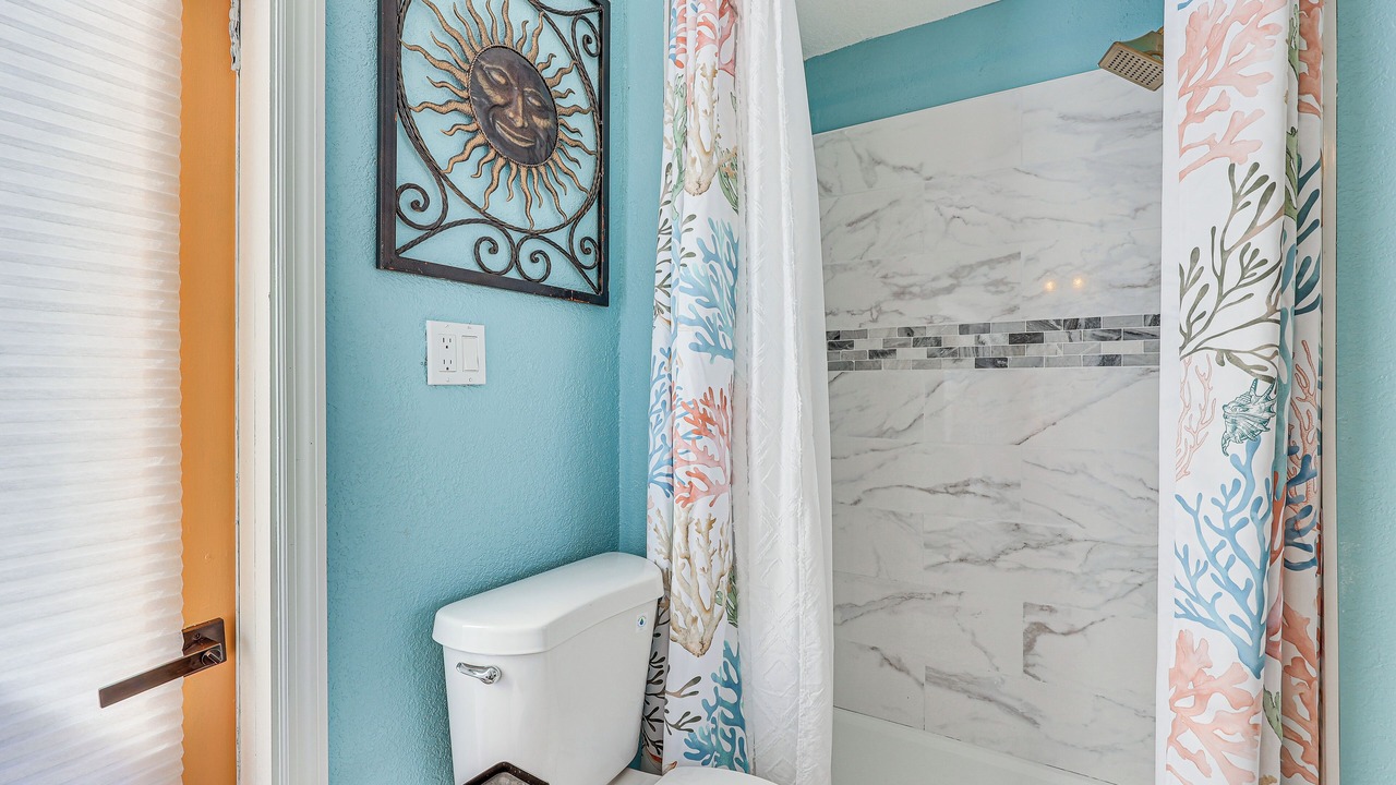 Photo of Bathroom in Edgewater