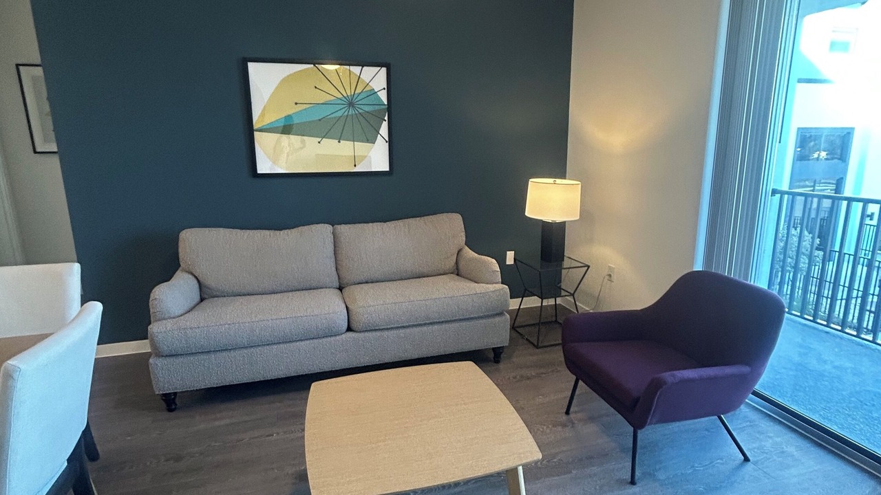 Photo of Livingroom in Diplomat