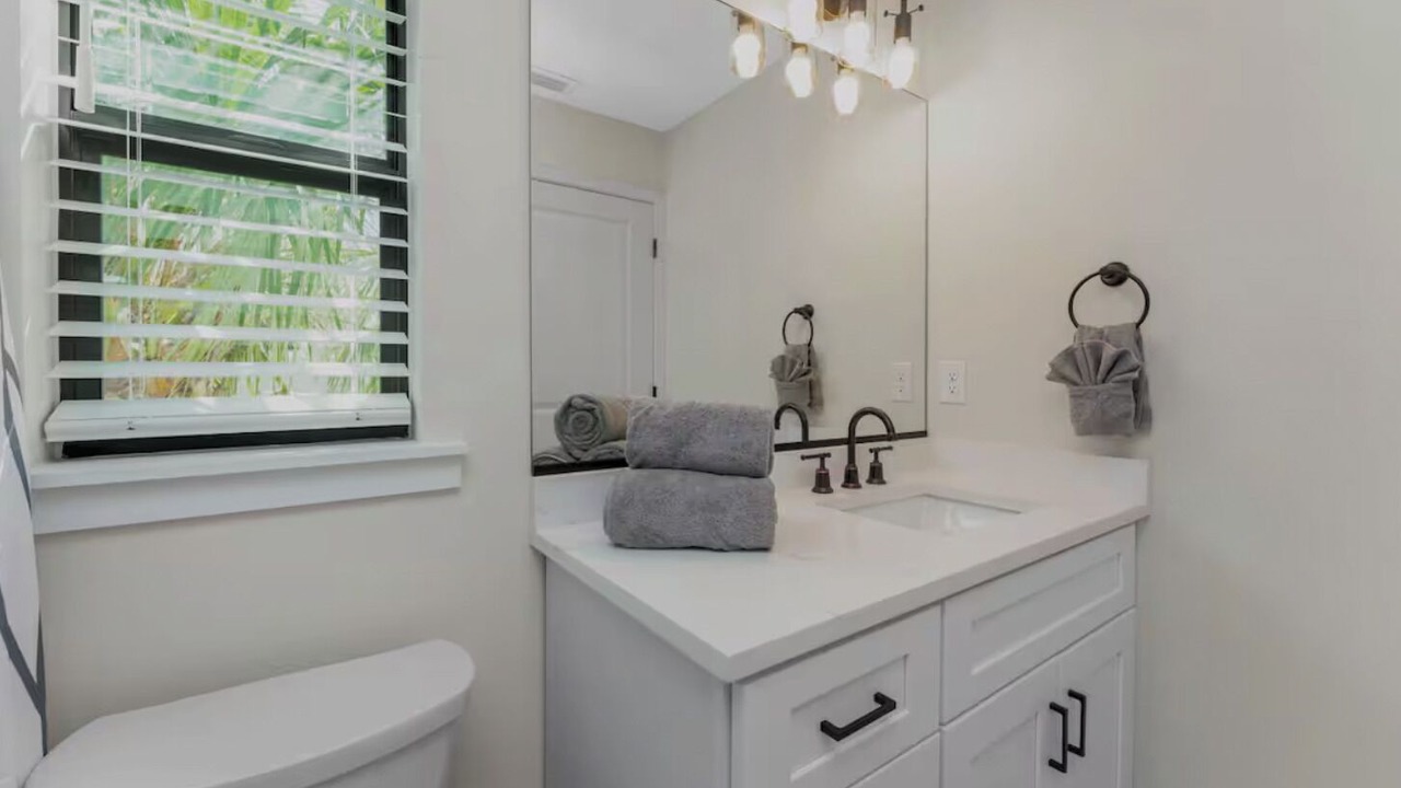 Photo of Bathroom in Englewood East