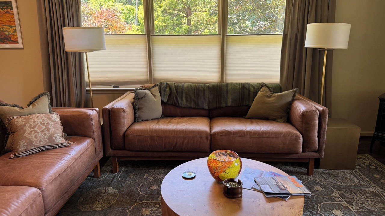Photo of Livingroom in Fairview