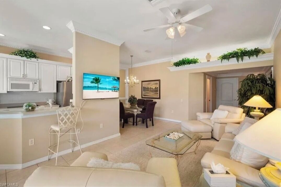 Photo of Livingroom in Bonita Springs