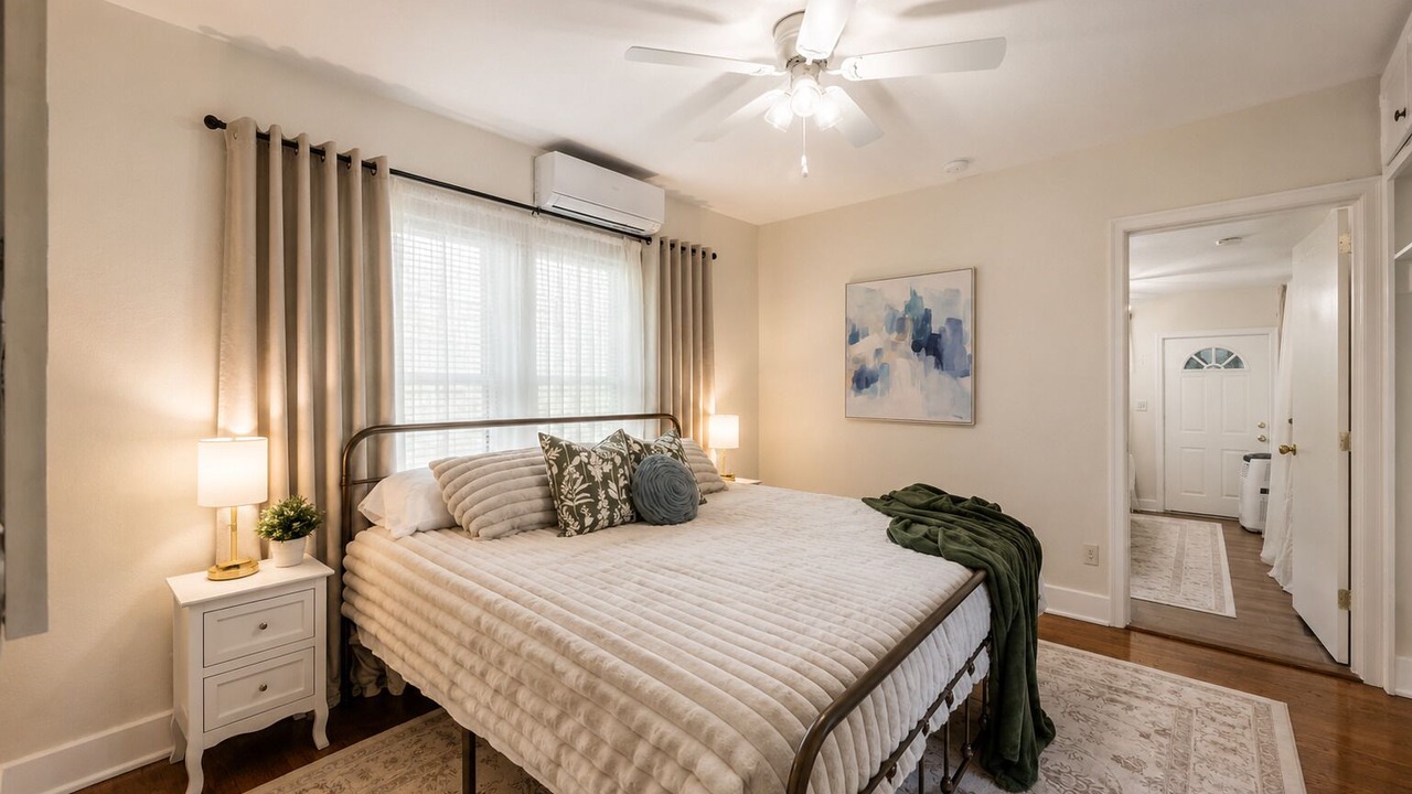 Photo of Bedroom in Historic Uptown