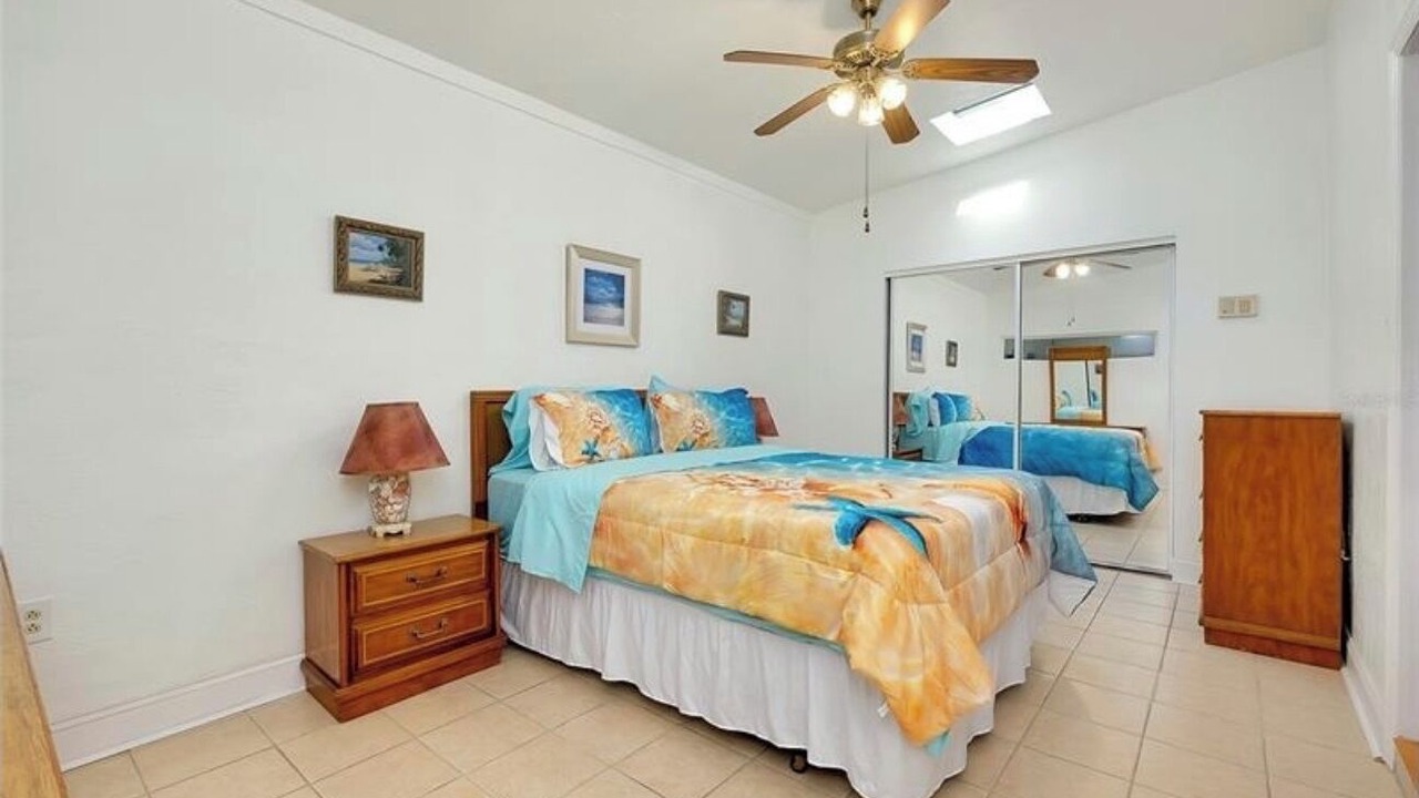 Photo of Bedroom in Edgewater