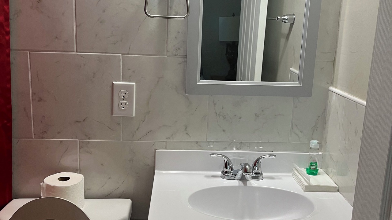 Photo of Bathroom in Lehigh Acres