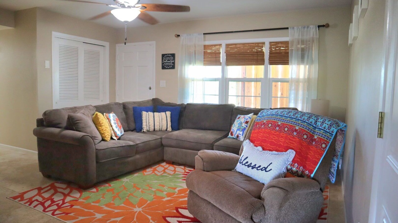 Photo of Livingroom in Bayshore Gardens