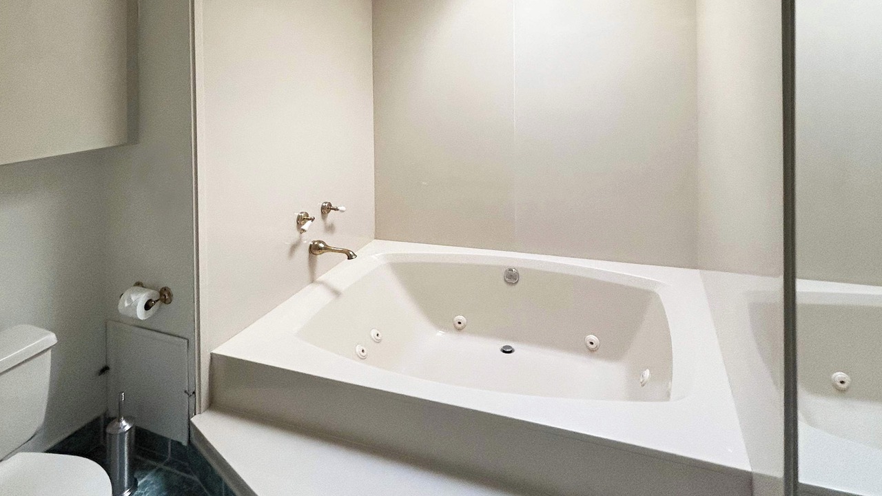 Photo of Bathroom in Bay Isle