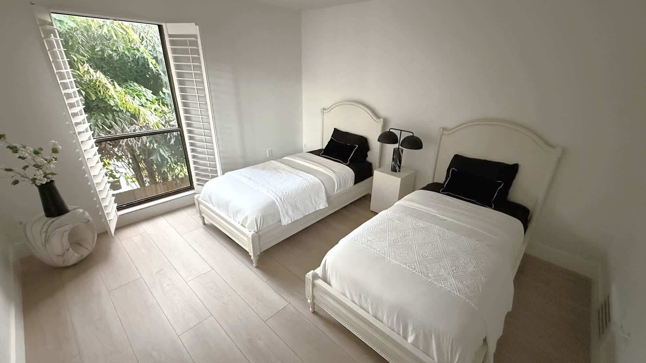 Photo of Bedroom in Bay Isle