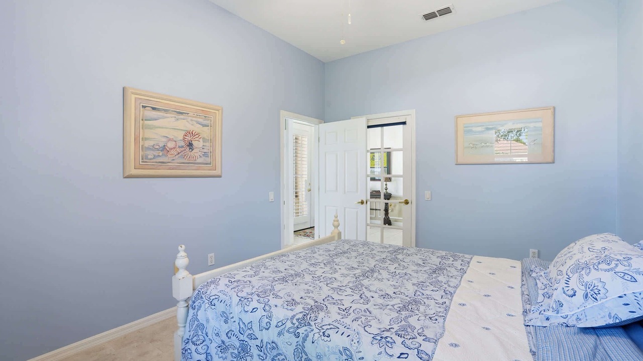 Photo of Bedroom in Bonita Springs