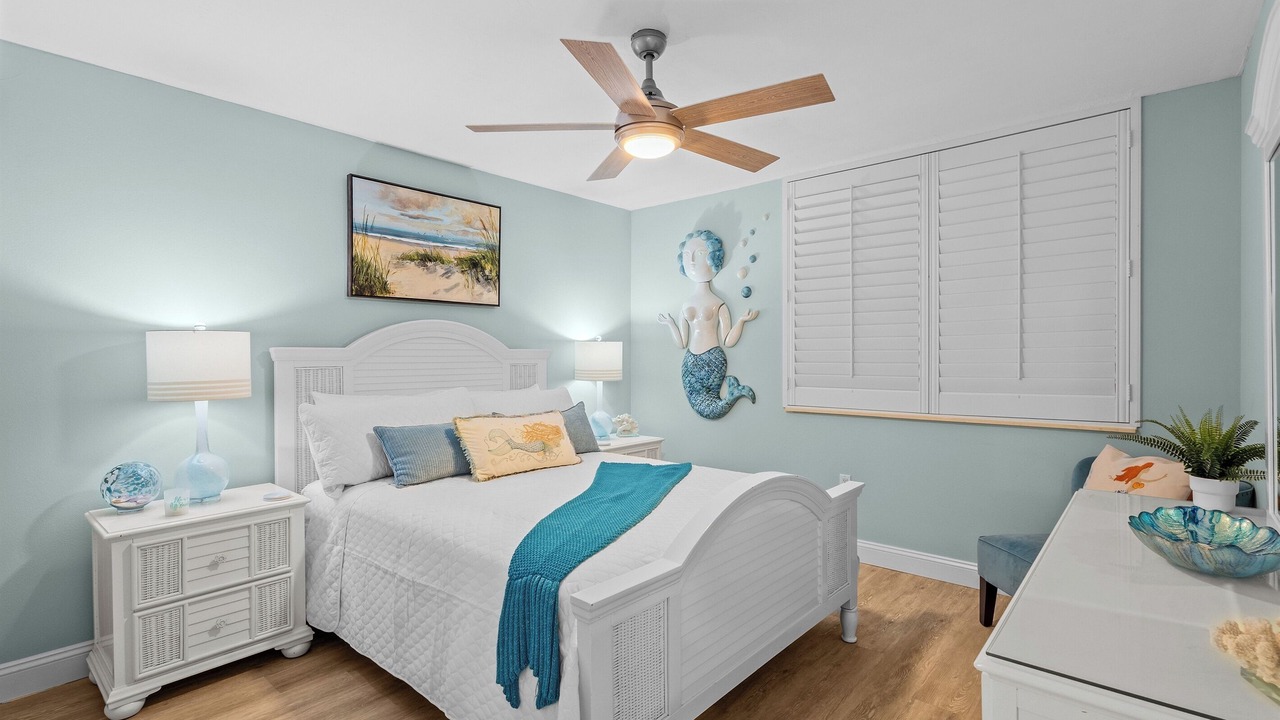Photo of Bedroom in Vanderbilt Beach