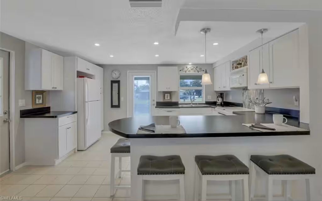 Photo of Kitchen in Lochmoor Waterway Estates