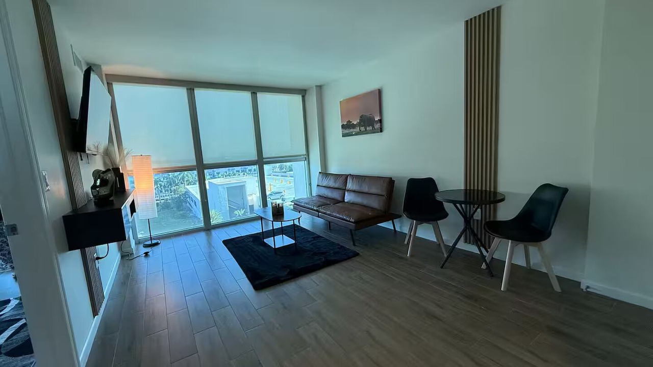 Photo of Livingroom in Downtown Historic District