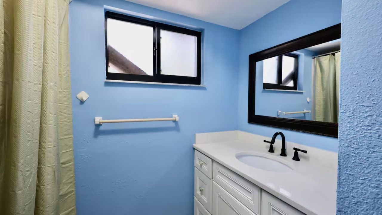 Photo of Bathroom in Bokeelia