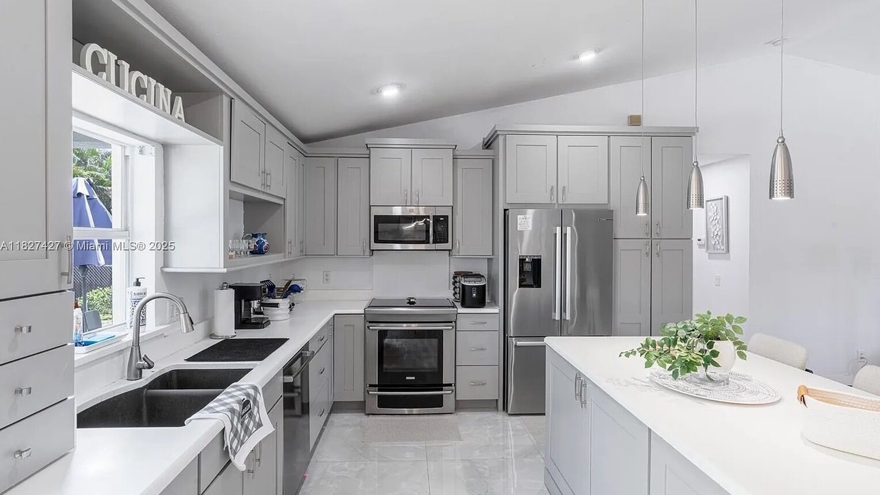 Photo of Kitchen in Pelican