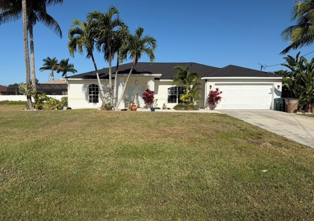 Photo of Outdoor in Pelican