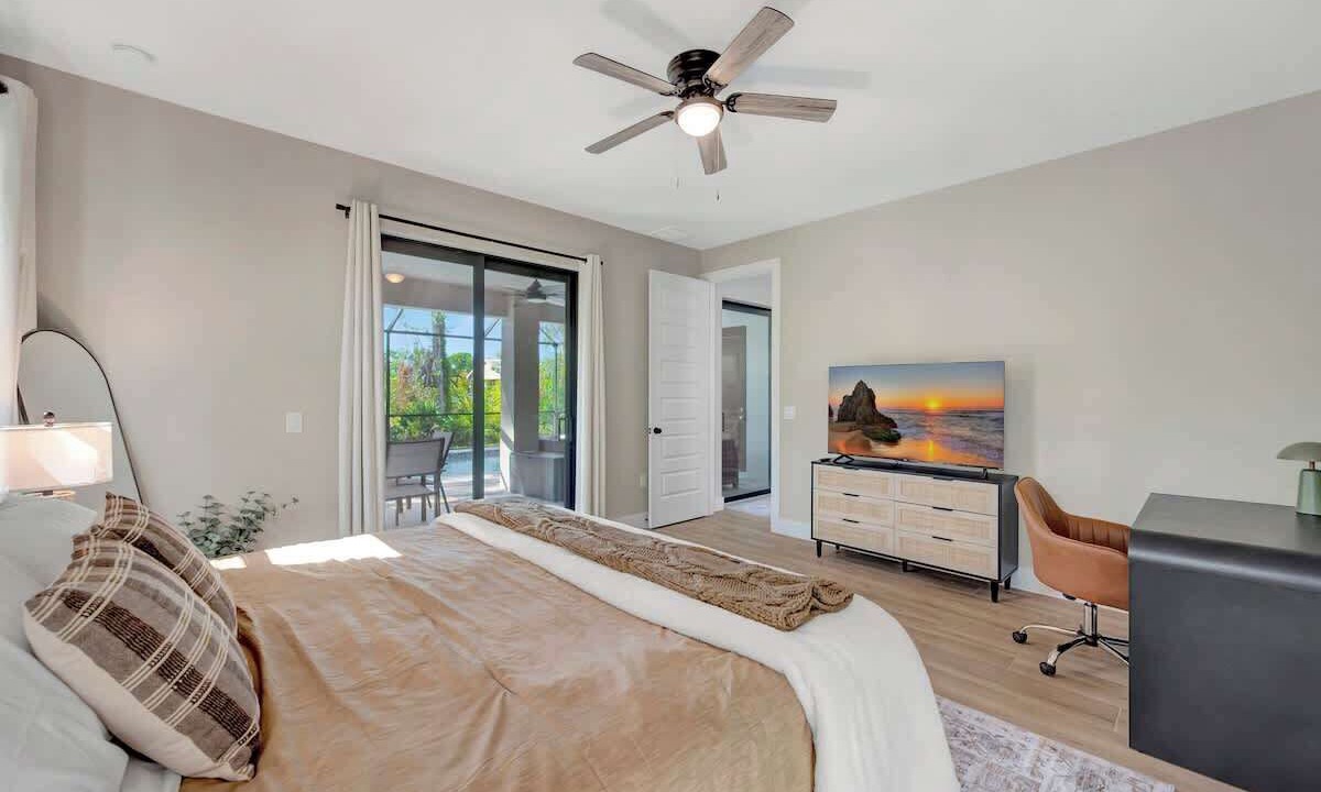 Photo of Bedroom in Bonita Springs